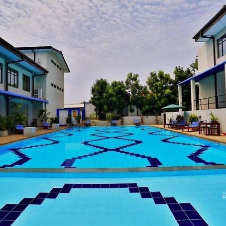 The Blue Wave Hotel Arugam Bay Exterior foto