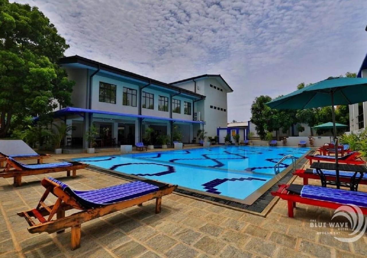 The Blue Wave Hotel Arugam Bay Exterior foto